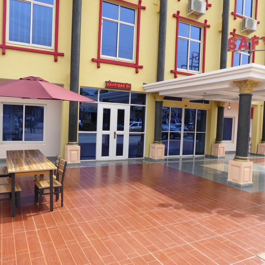 Safyad Hotel Yaoundé Zewnętrze zdjęcie