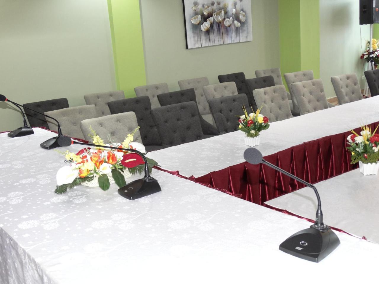 Safyad Hotel Yaoundé Zewnętrze zdjęcie